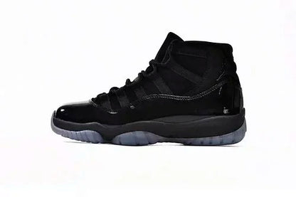 Air Jordan 11 Cap n Gown